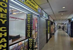 Lucky Plaza (D9), Shop House #626960341